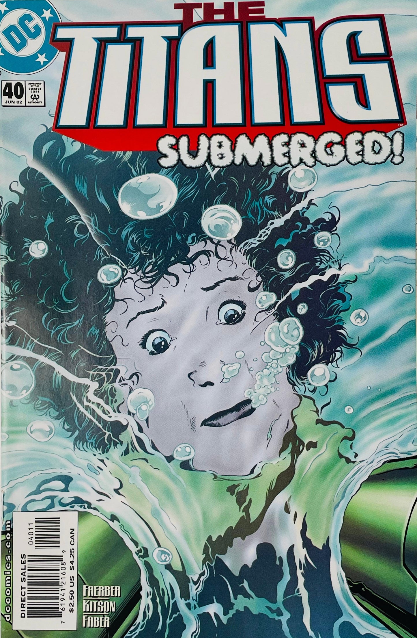 The Titans issue 40 cover by Barry Kitson featuring Donna Troy submerged underwater with floating dark hair and air bubbles under the heading Submerged.