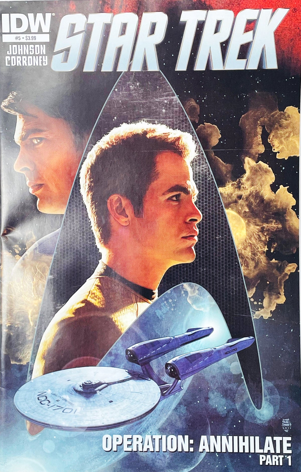 Star Trek issue 5 comic book featuring Tim Bradstreet cover art of Chris Pine Kirk and the USS Enterprise.